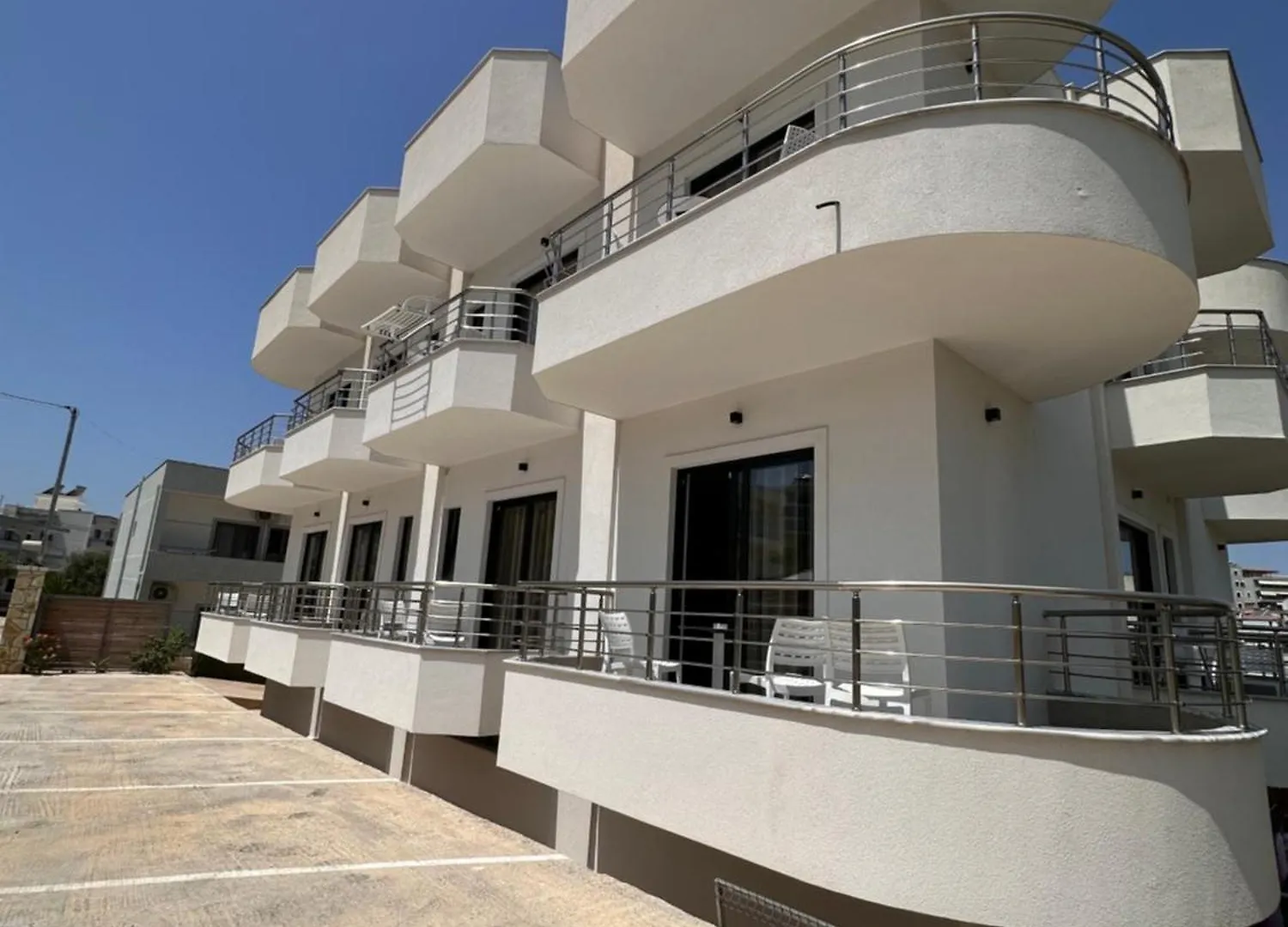 J&B Hotel Ksamil
